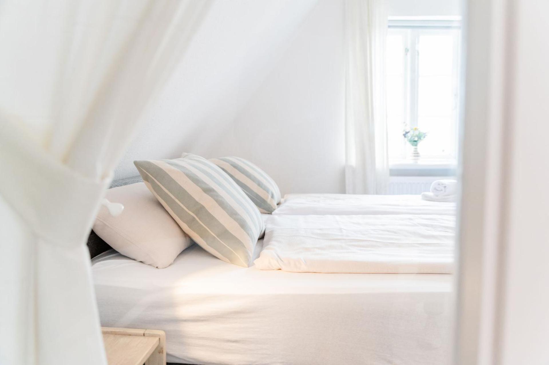 Hafenblick Ferienwohnung In Der Altstadt Mit Parkplatz Flensburg Exteriör bild