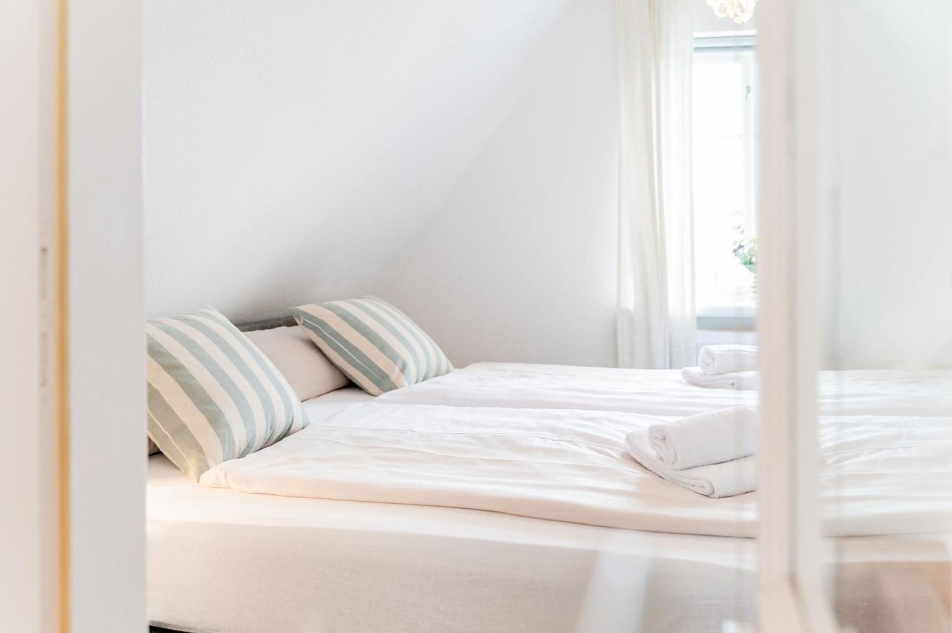 Hafenblick Ferienwohnung In Der Altstadt Mit Parkplatz Flensburg Exteriör bild